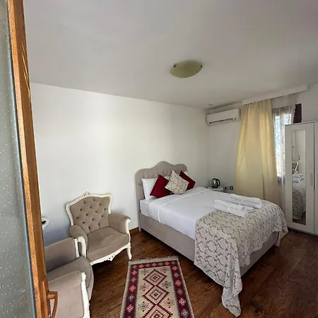 Lord's Boutique 3*