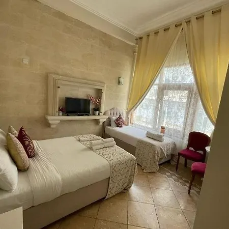 Hotel Lord's Boutique Kyrenia (Northern Cyprus)