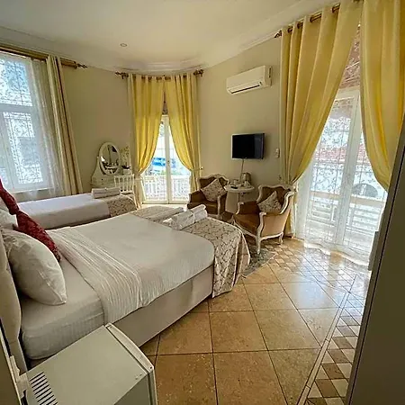 Hotel Lord's Boutique 3*