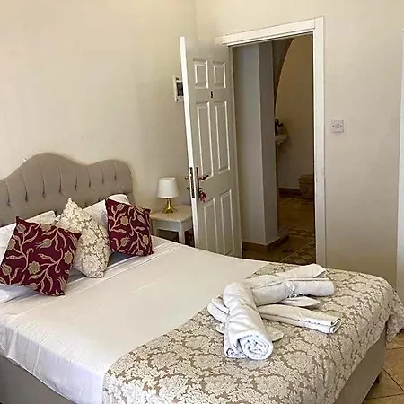 Lord's Boutique Hotel 3*
