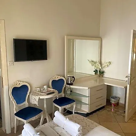 Lord's Boutique 3*