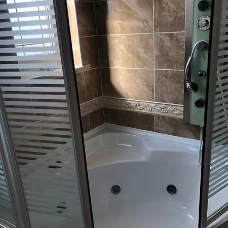 Lord's Boutique Hotel